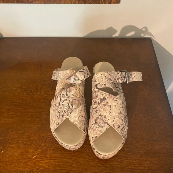 Matisse snake platform sandal - Picture 2 of 3